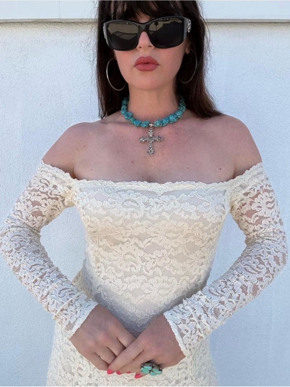 90’s American Vintage Off-White Lace Off-Shoulder Midi Dress